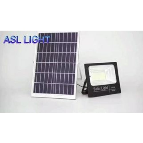 Solar Flood Light by Edgecom