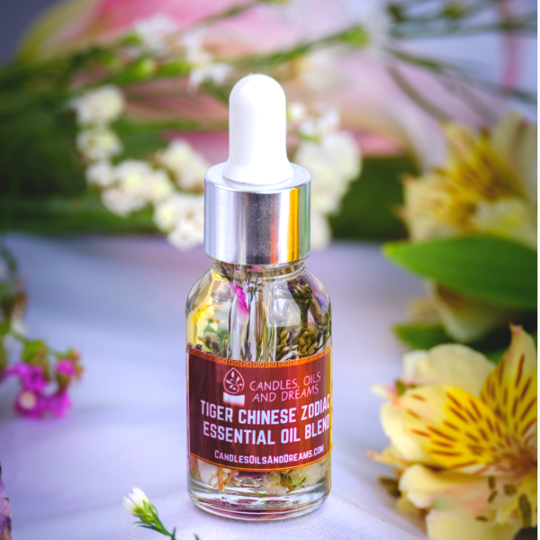 Tiger Chinese Zodiac Candle Set Oil Only