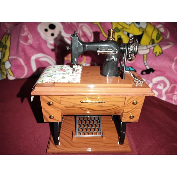 Mini Sewing Machine Music Box